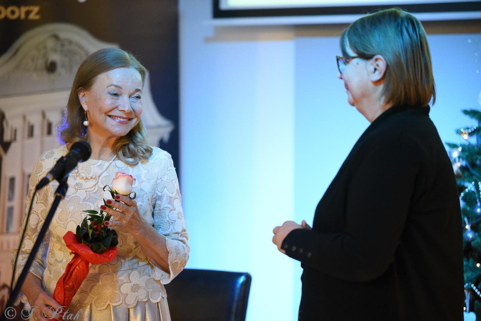 Zdjęcie w galerii na portalu naszraciborz.pl: Filmowa Gabriela z serialu Klan wystąpiła w Raciborzu wiadomości z regionu