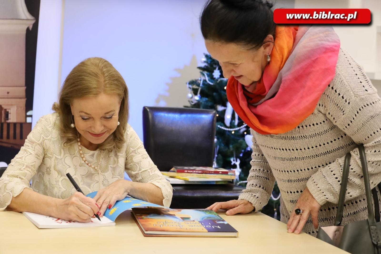 Zdjęcie w galerii na portalu naszraciborz.pl: Żeby nam się jeszcze chciało! Laura Łącz wystąpiła w raciborskiej bibliotece wiadomości z regionu
