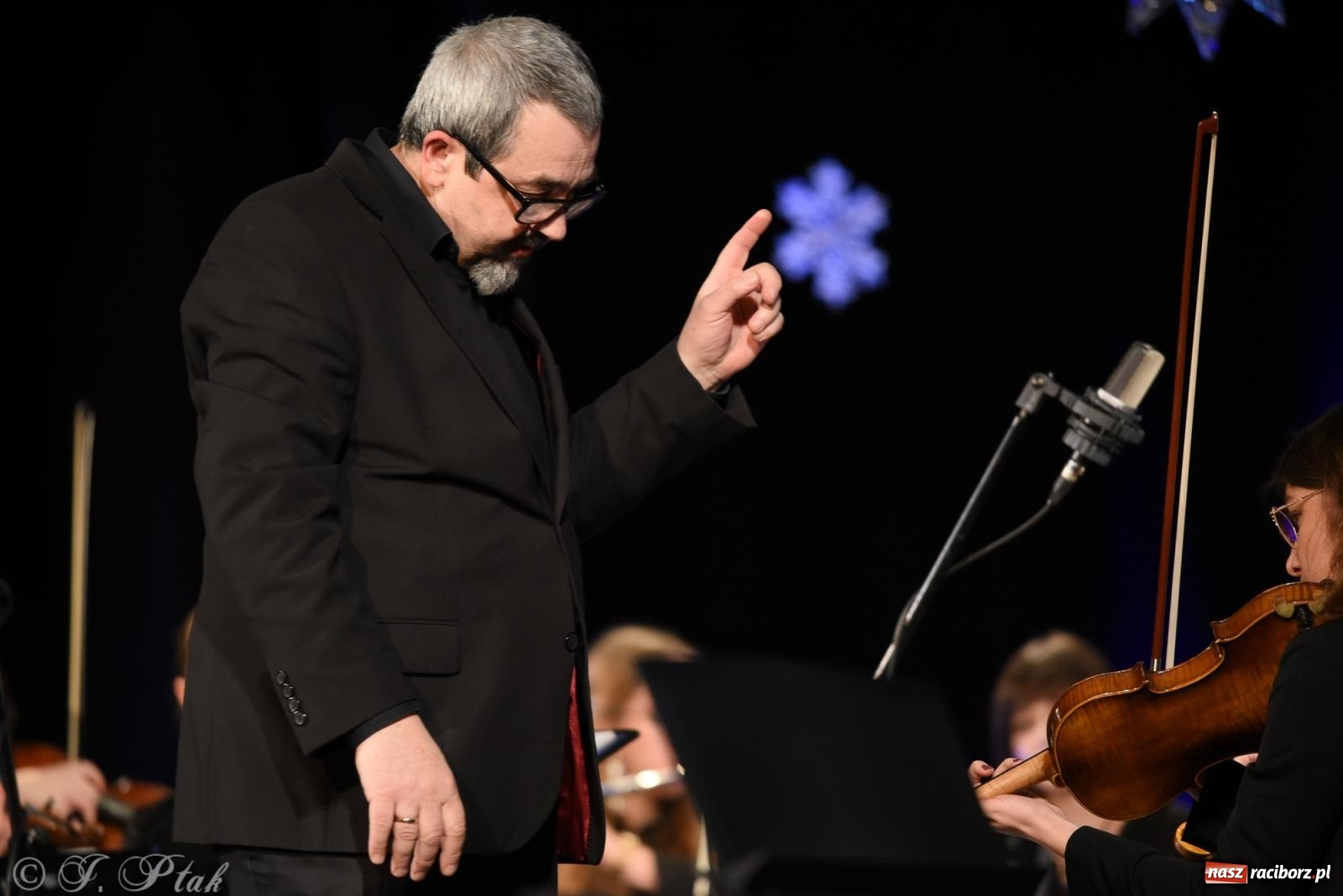 Zdjęcie w galerii na portalu naszraciborz.pl: Orkiestra Kameralna RCK i Perspektywa na debiucie Koncertów zimowych wiadomości z regionu