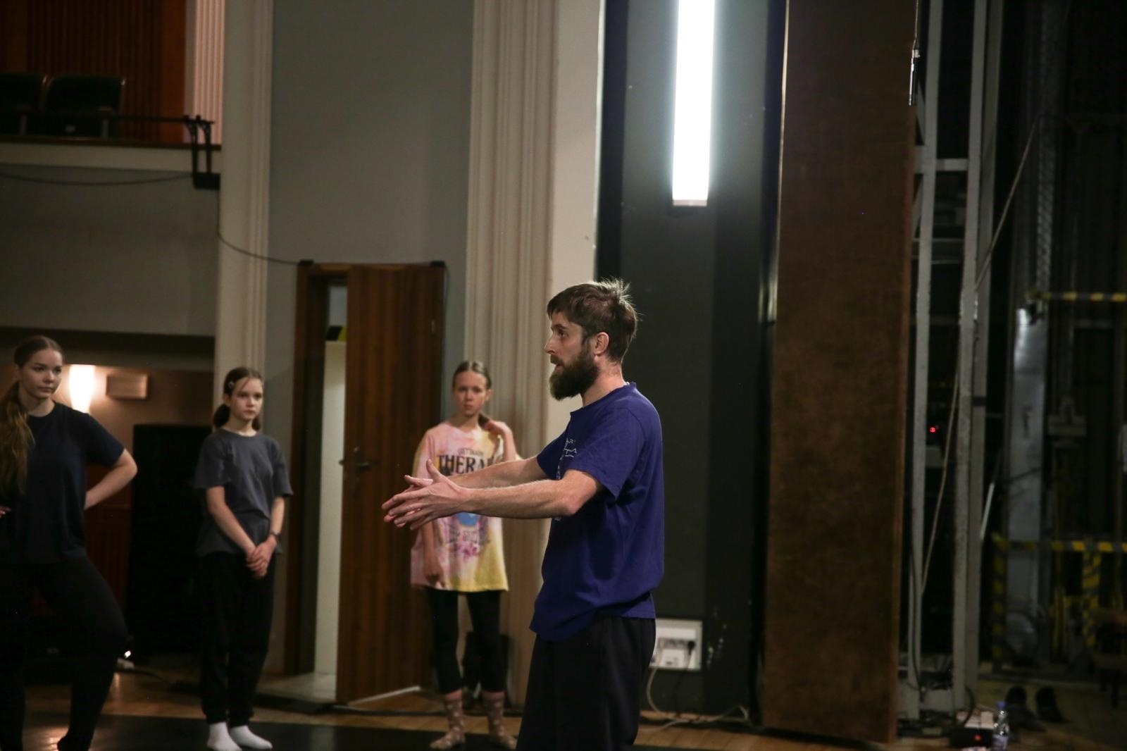 Zdjęcie w galerii na portalu naszraciborz.pl: Awangardowa Edukacja Kulturalna B. Schaeffera w RCK [FOTO i WIDEO] wiadomości z regionu