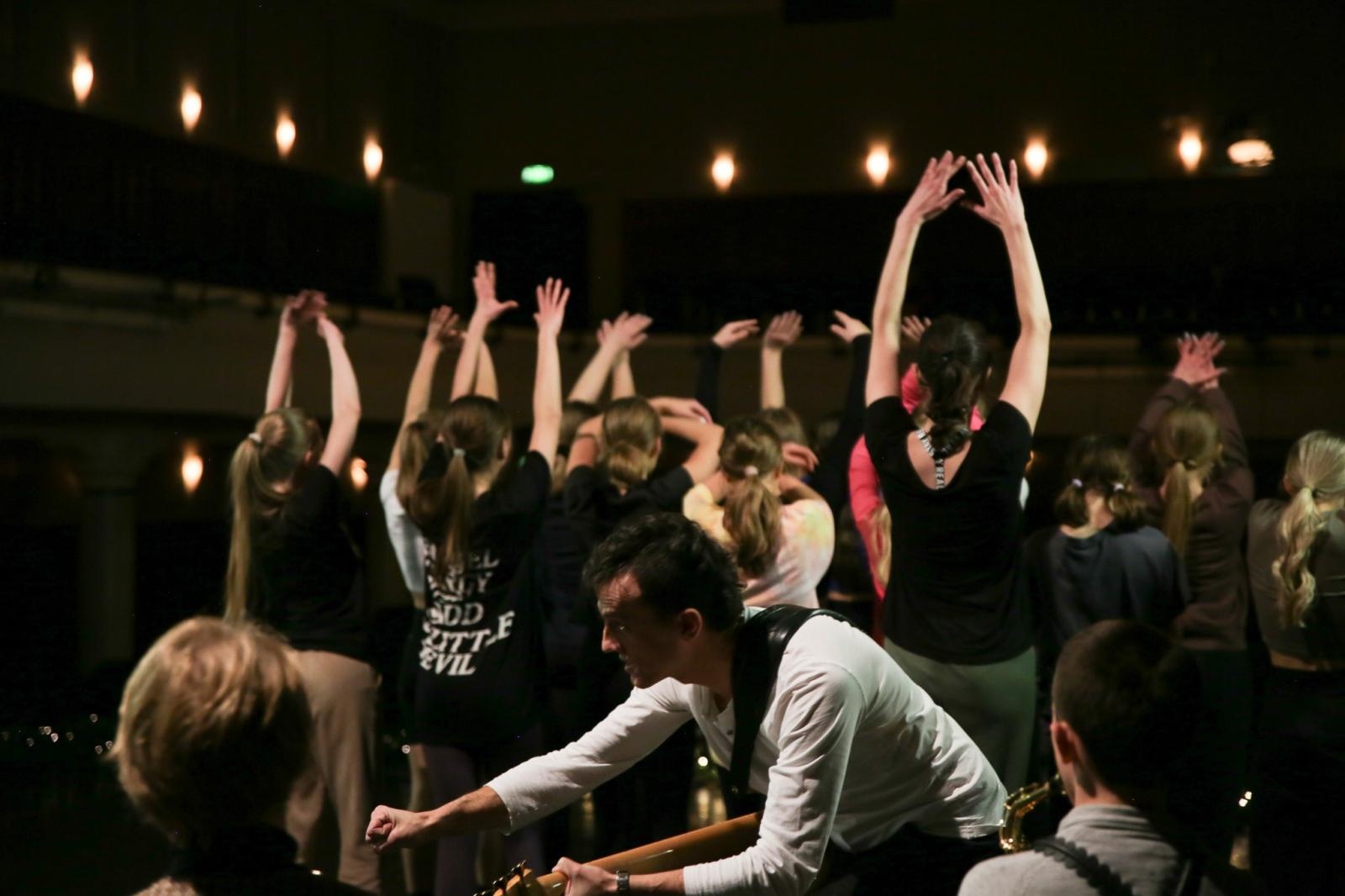 Zdjęcie w galerii na portalu naszraciborz.pl: Awangardowa Edukacja Kulturalna B. Schaeffera w RCK [FOTO i WIDEO] wiadomości z regionu