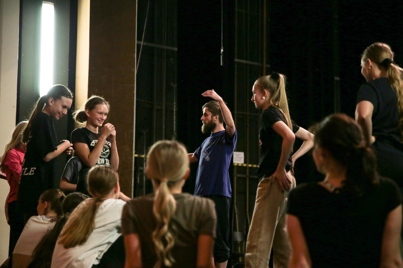 Zdjęcie w galerii na portalu naszraciborz.pl: Awangardowa Edukacja Kulturalna B. Schaeffera w RCK [FOTO i WIDEO] wiadomości z regionu