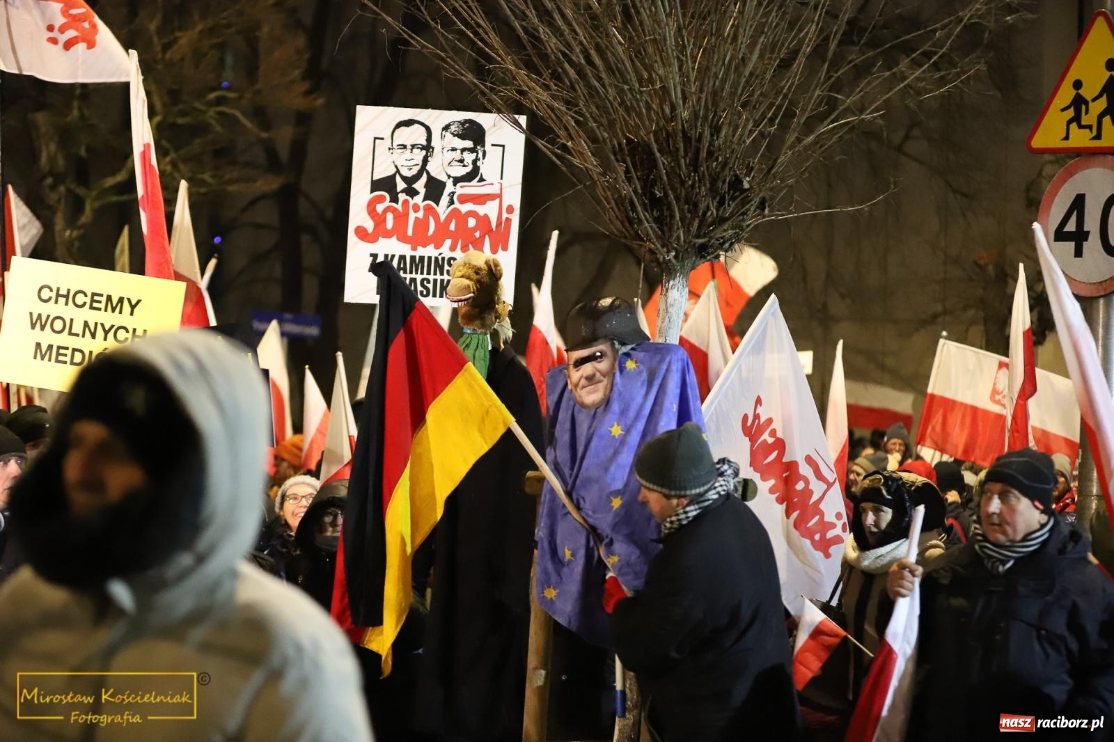 Zdjęcie w galerii na portalu naszraciborz.pl: Protest wolnych Polaków - grupa raciborska [FOTO i WIDEO] wiadomości z regionu