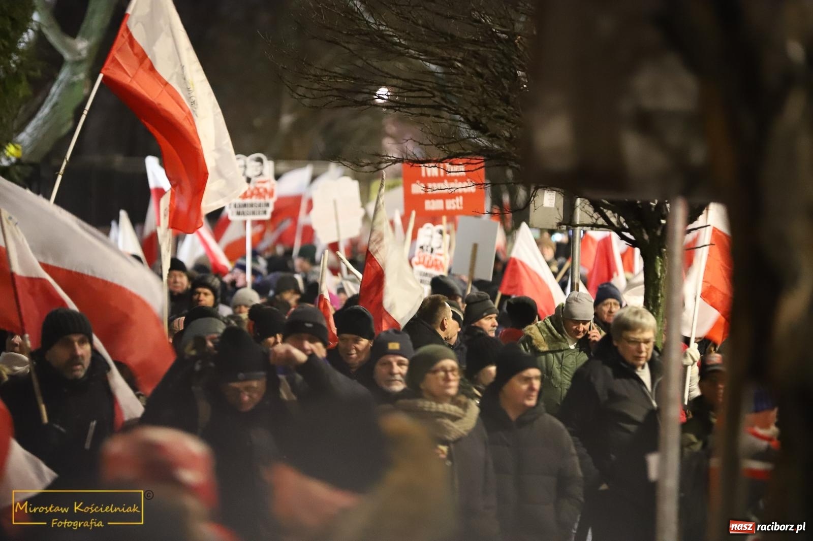 Zdjęcie w galerii na portalu naszraciborz.pl: Protest wolnych Polaków - grupa raciborska [FOTO i WIDEO] wiadomości z regionu