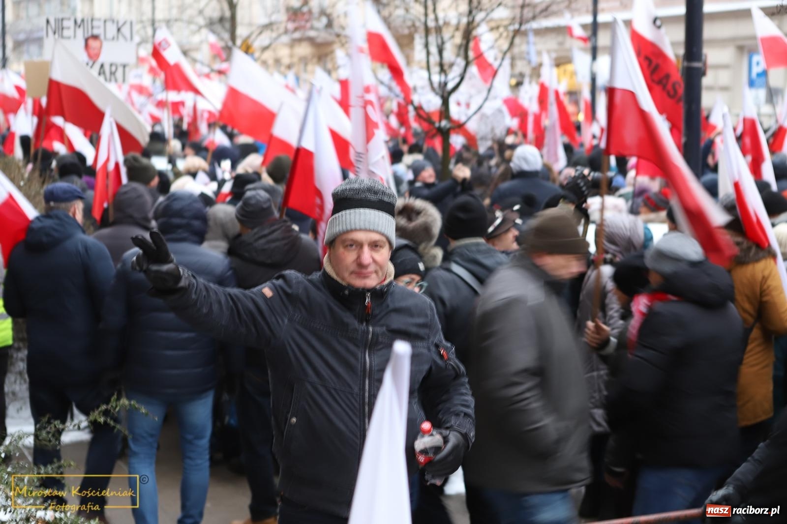 Zdjęcie w galerii na portalu naszraciborz.pl: Protest wolnych Polaków - grupa raciborska [FOTO i WIDEO] wiadomości z regionu