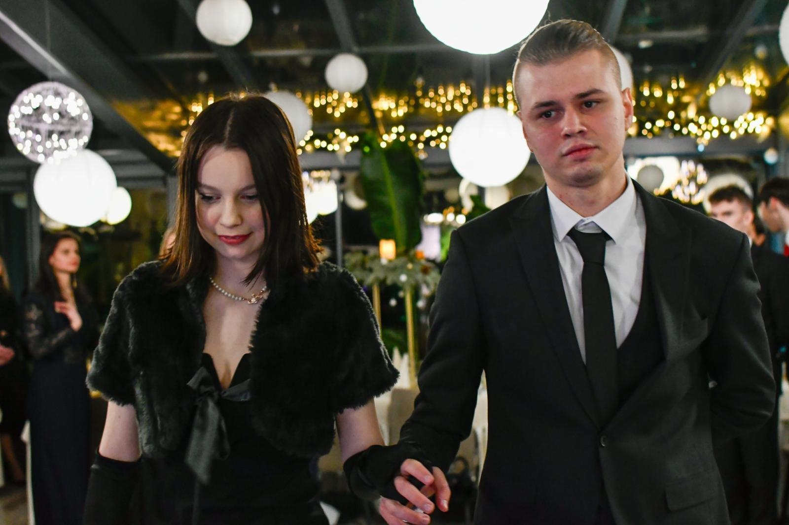 Zdjęcie w galerii na portalu naszraciborz.pl: Studniówka Diecezjalnego LO w Raciborzu [FOTO i WIDEO] wiadomości z regionu