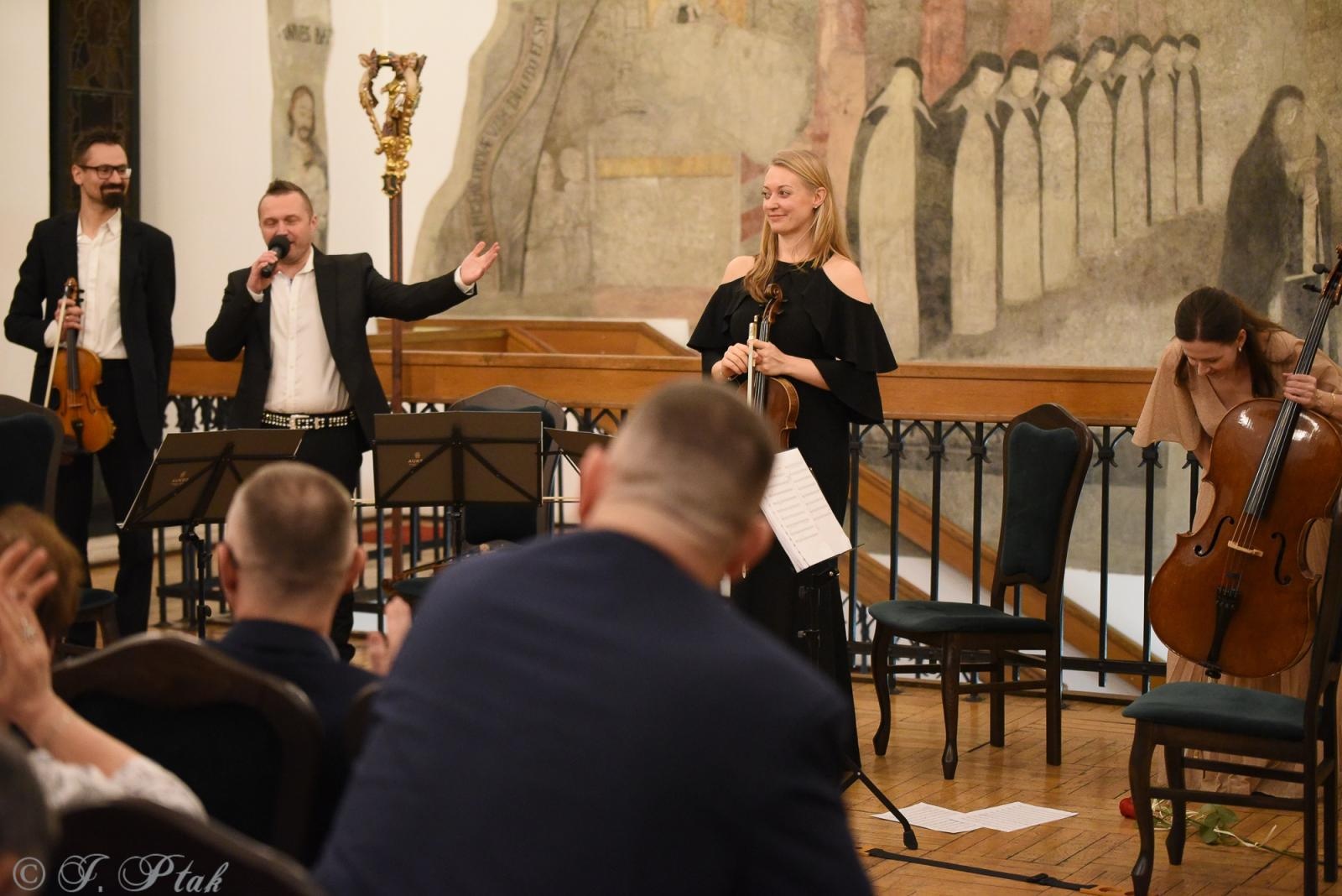 Zdjęcie w galerii na portalu naszraciborz.pl: O Sole Mio. Muzeum zaprosiło na koncert karnawałowy [FOTO i WIDEO] wiadomości z regionu