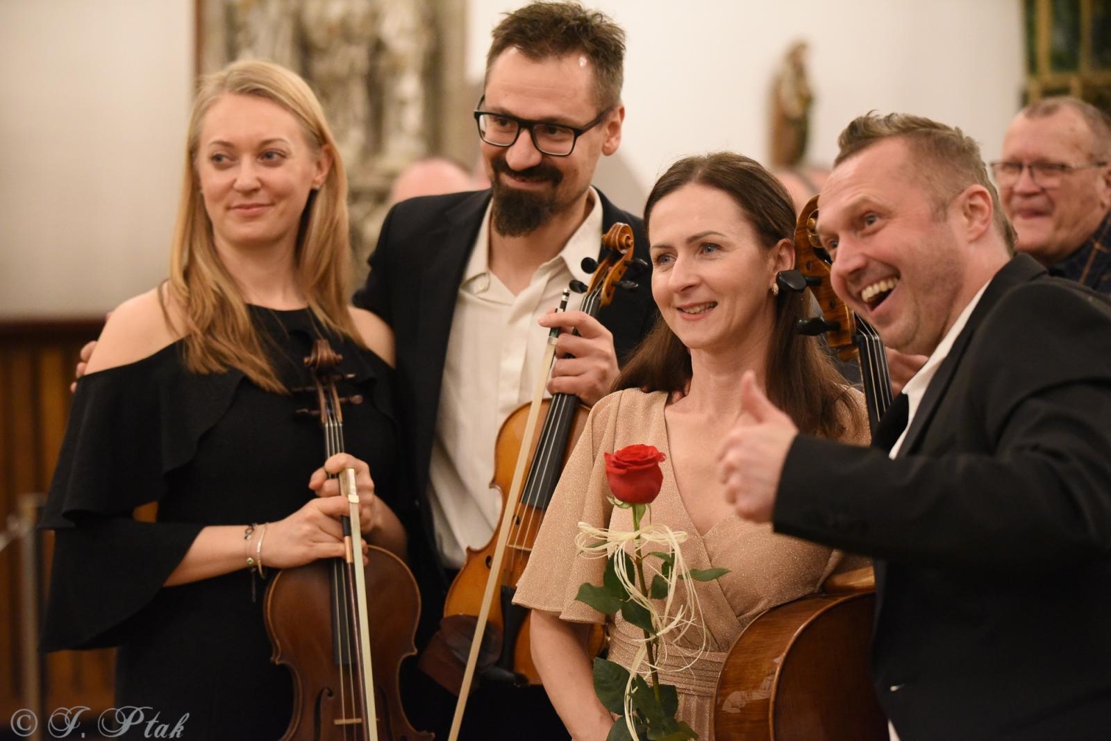 Zdjęcie w galerii na portalu naszraciborz.pl: O Sole Mio. Muzeum zaprosiło na koncert karnawałowy [FOTO i WIDEO] wiadomości z regionu