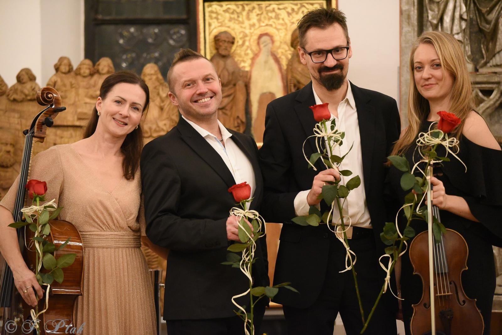 Zdjęcie w galerii na portalu naszraciborz.pl: O Sole Mio. Muzeum zaprosiło na koncert karnawałowy [FOTO i WIDEO] wiadomości z regionu