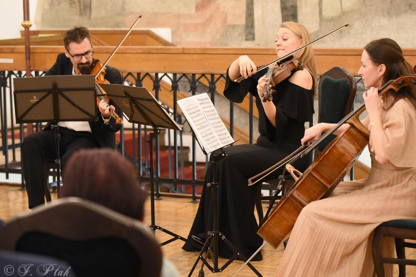 Zdjęcie w galerii na portalu naszraciborz.pl: O Sole Mio. Muzeum zaprosiło na koncert karnawałowy [FOTO i WIDEO] wiadomości z regionu