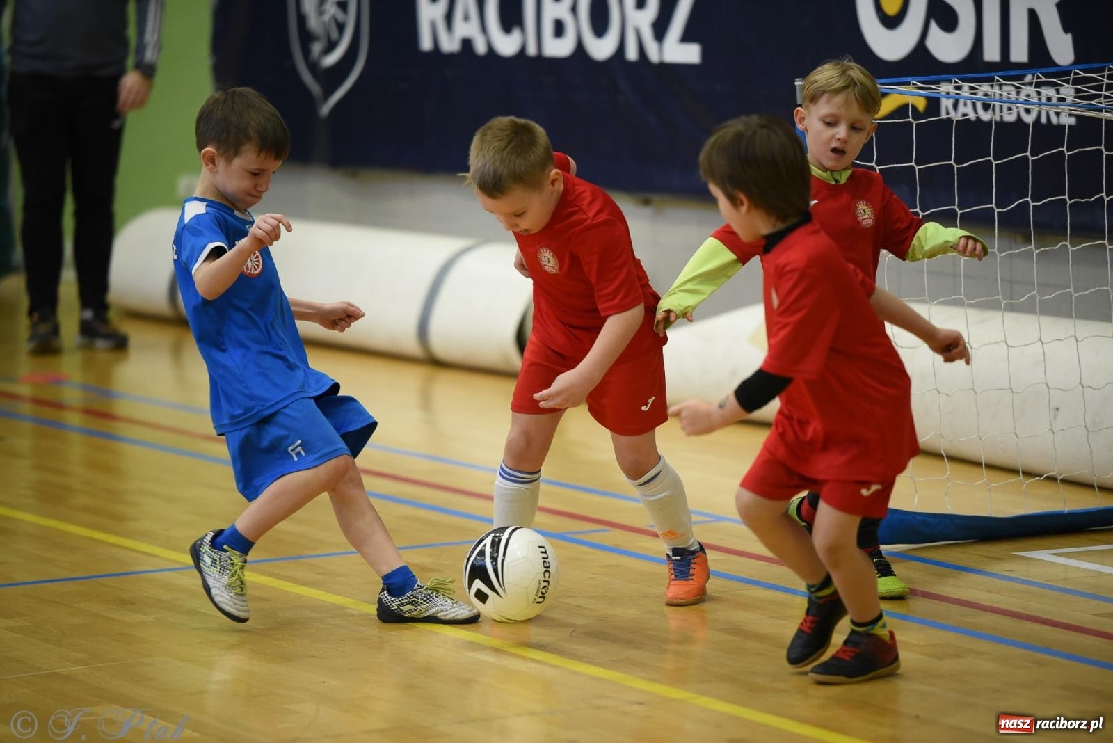 Zdjęcie w galerii na portalu naszraciborz.pl: Noworoczne granie rocznika 2018 [FOTO] wiadomości z regionu