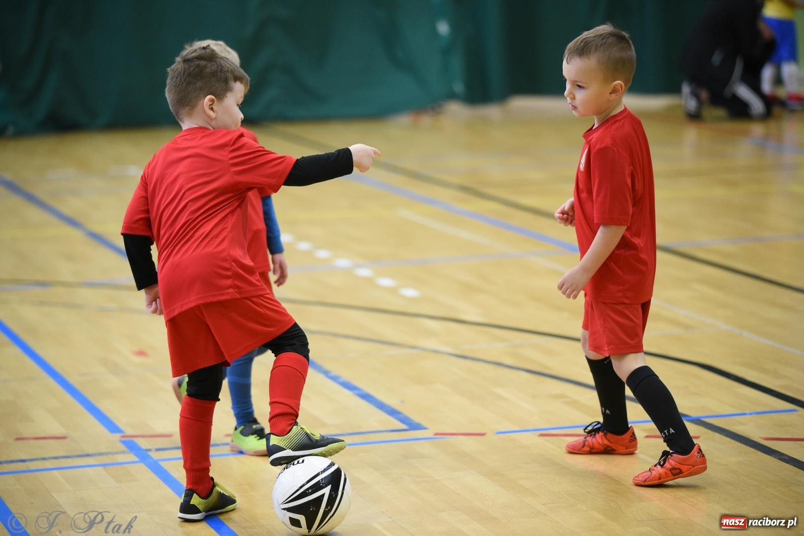 Zdjęcie w galerii na portalu naszraciborz.pl: Noworoczne granie rocznika 2018 [FOTO] wiadomości z regionu