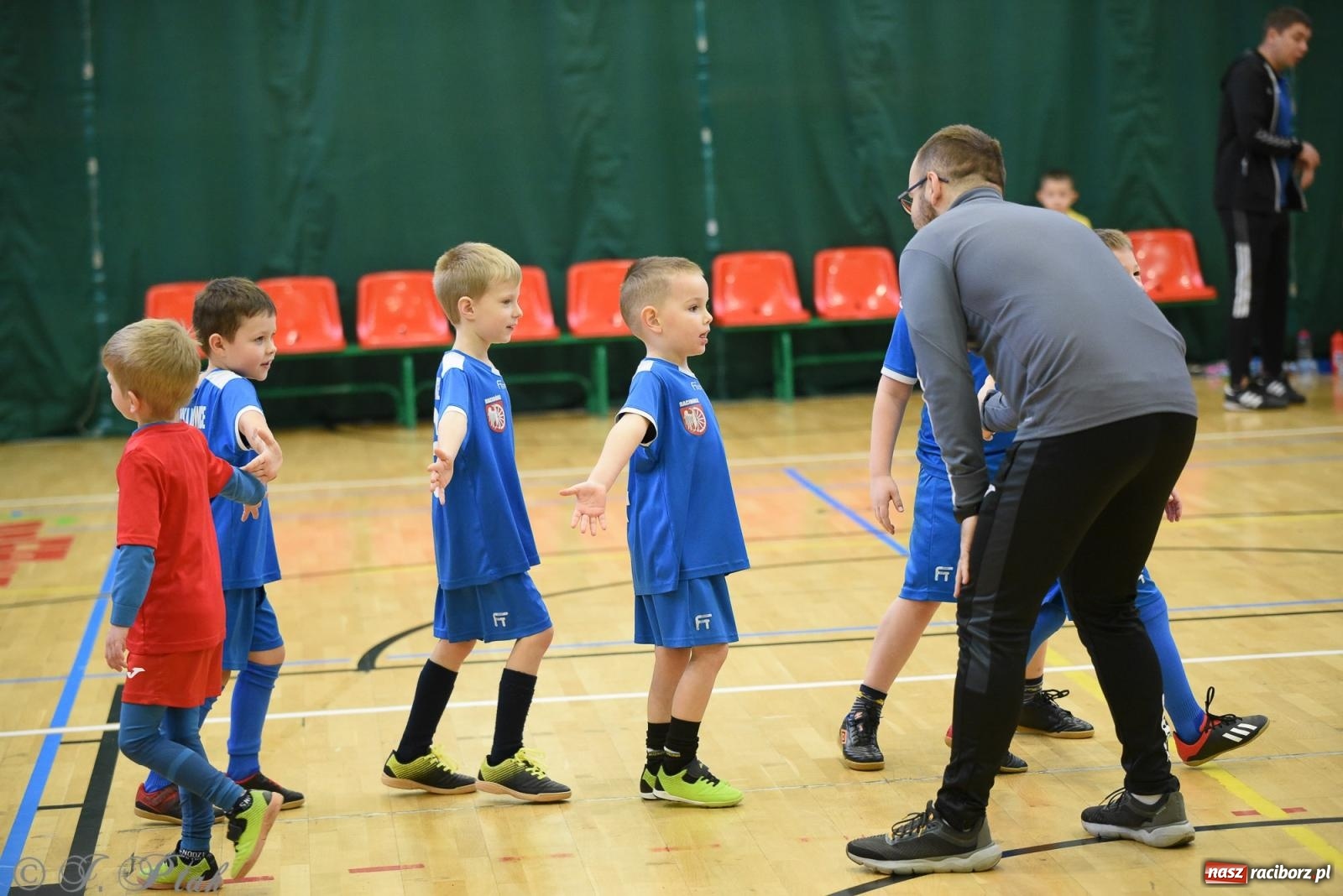 Zdjęcie w galerii na portalu naszraciborz.pl: Noworoczne granie rocznika 2018 [FOTO] wiadomości z regionu