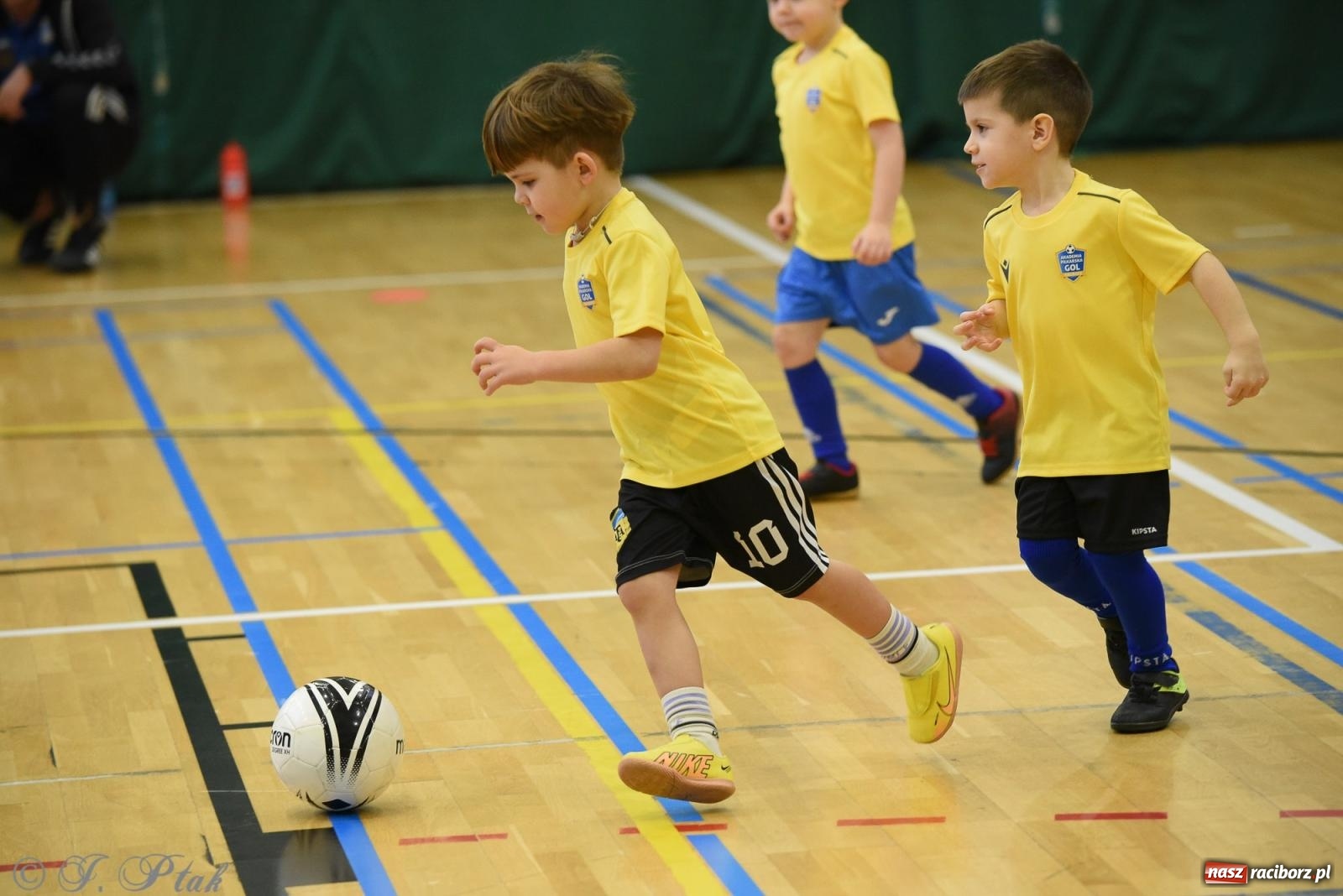 Zdjęcie w galerii na portalu naszraciborz.pl: Noworoczne granie rocznika 2018 [FOTO] wiadomości z regionu