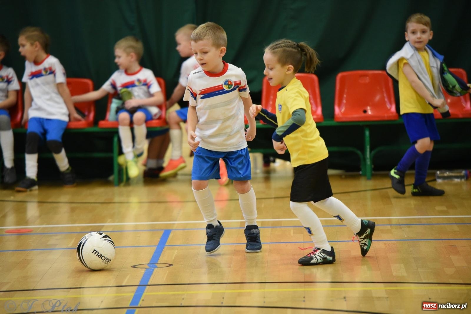Zdjęcie w galerii na portalu naszraciborz.pl: Noworoczne granie rocznika 2018 [FOTO] wiadomości z regionu