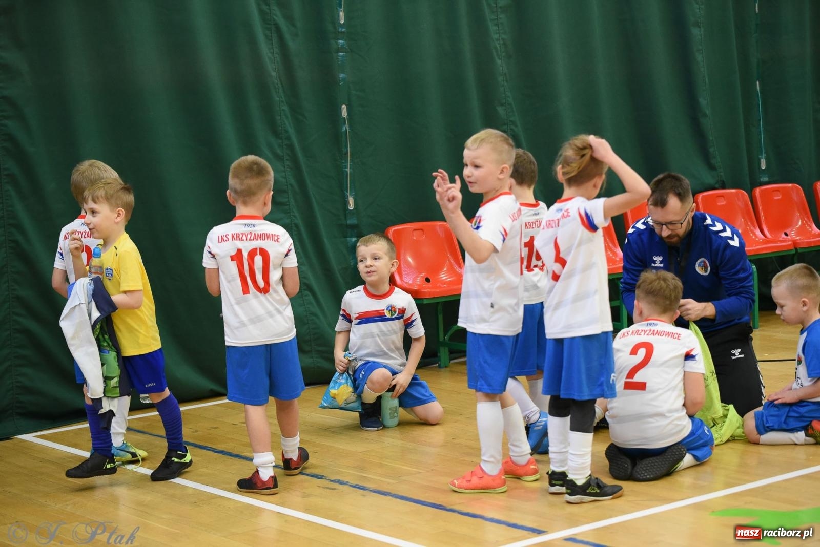 Zdjęcie w galerii na portalu naszraciborz.pl: Noworoczne granie rocznika 2018 [FOTO] wiadomości z regionu