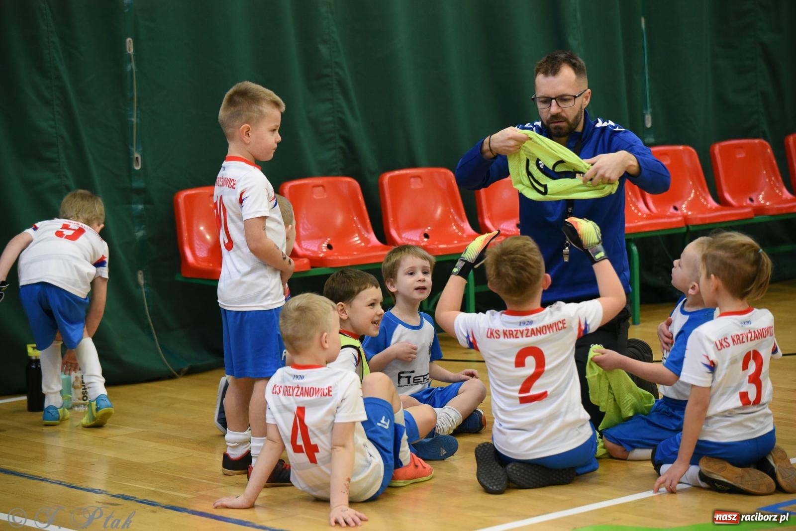 Zdjęcie w galerii na portalu naszraciborz.pl: Noworoczne granie rocznika 2018 [FOTO] wiadomości z regionu