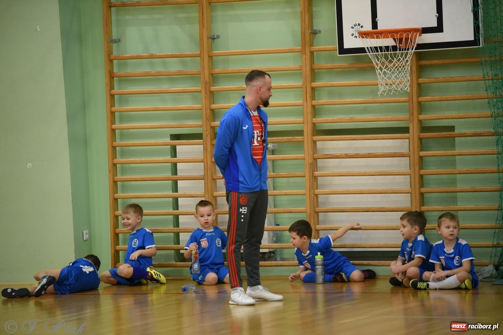 Zdjęcie w galerii na portalu naszraciborz.pl: Noworoczne granie rocznika 2018 [FOTO] wiadomości z regionu