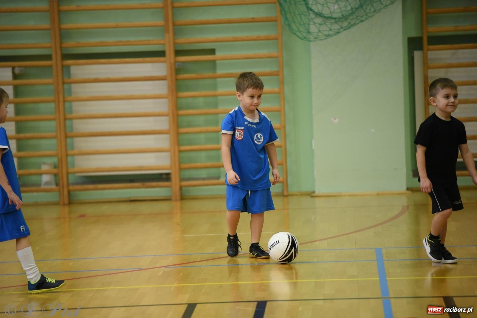 Zdjęcie w galerii na portalu naszraciborz.pl: Noworoczne granie rocznika 2018 [FOTO] wiadomości z regionu