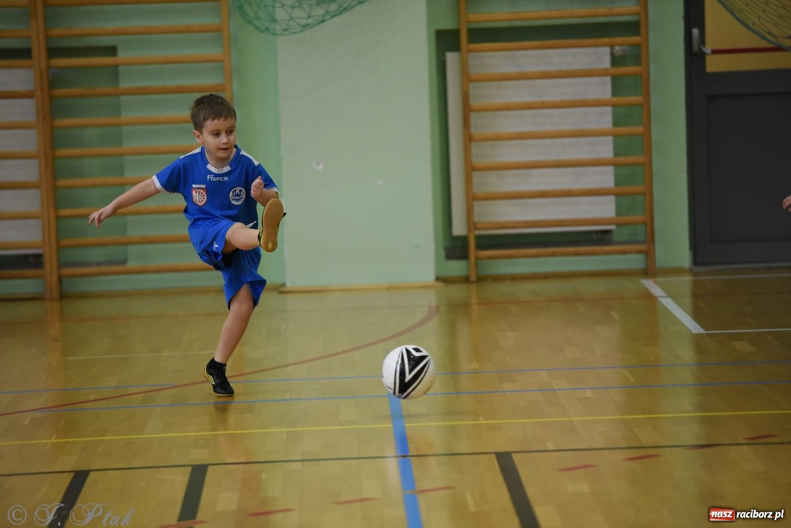 Zdjęcie w galerii na portalu naszraciborz.pl: Noworoczne granie rocznika 2018 [FOTO] wiadomości z regionu