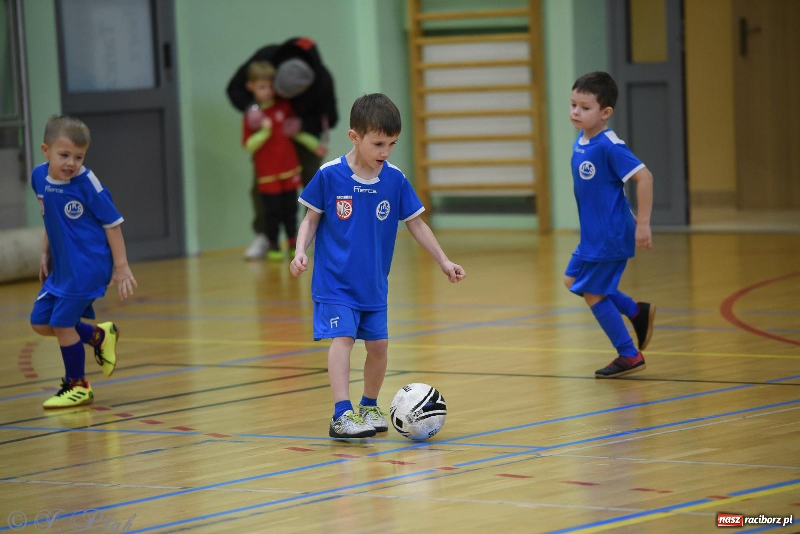 Zdjęcie w galerii na portalu naszraciborz.pl: Noworoczne granie rocznika 2018 [FOTO] wiadomości z regionu