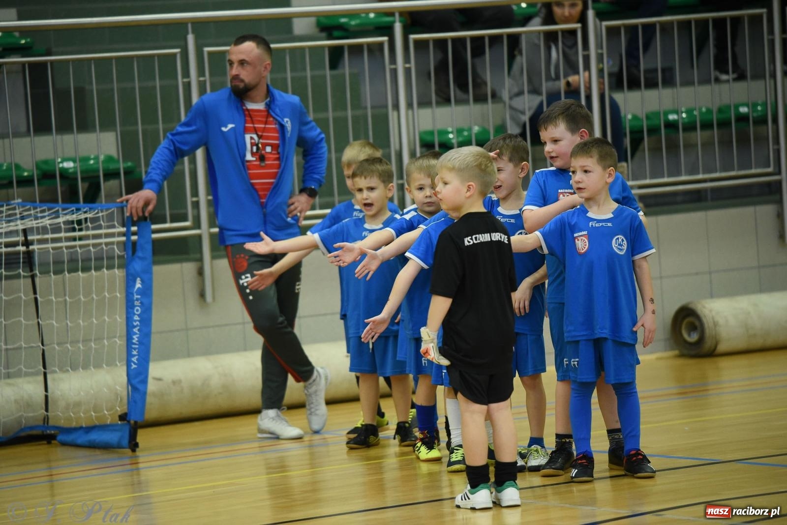 Zdjęcie w galerii na portalu naszraciborz.pl: Noworoczne granie rocznika 2018 [FOTO] wiadomości z regionu