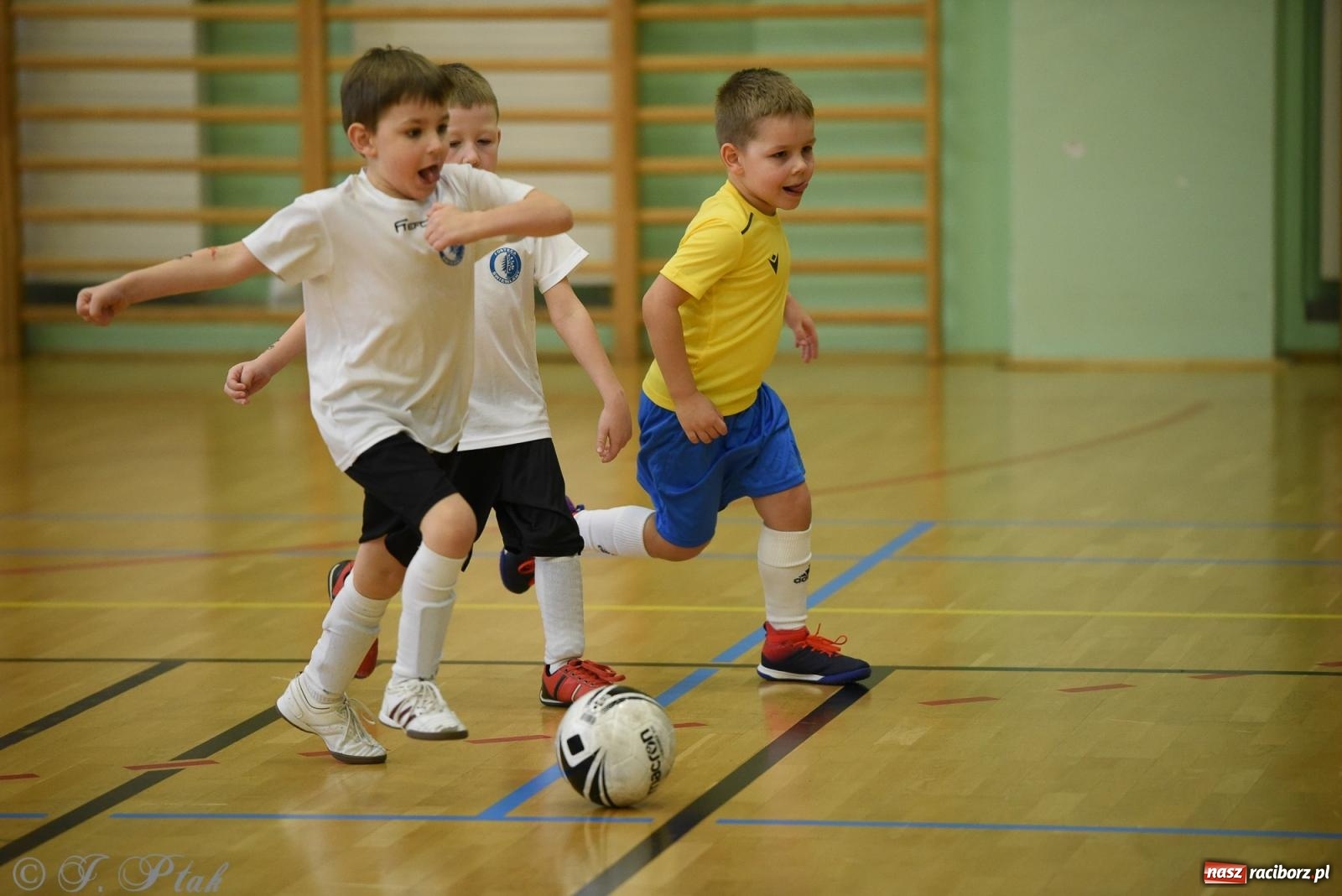 Zdjęcie w galerii na portalu naszraciborz.pl: Noworoczne granie rocznika 2018 [FOTO] wiadomości z regionu