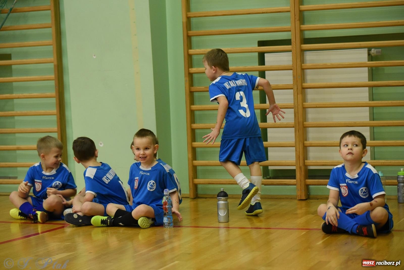 Zdjęcie w galerii na portalu naszraciborz.pl: Noworoczne granie rocznika 2018 [FOTO] wiadomości z regionu