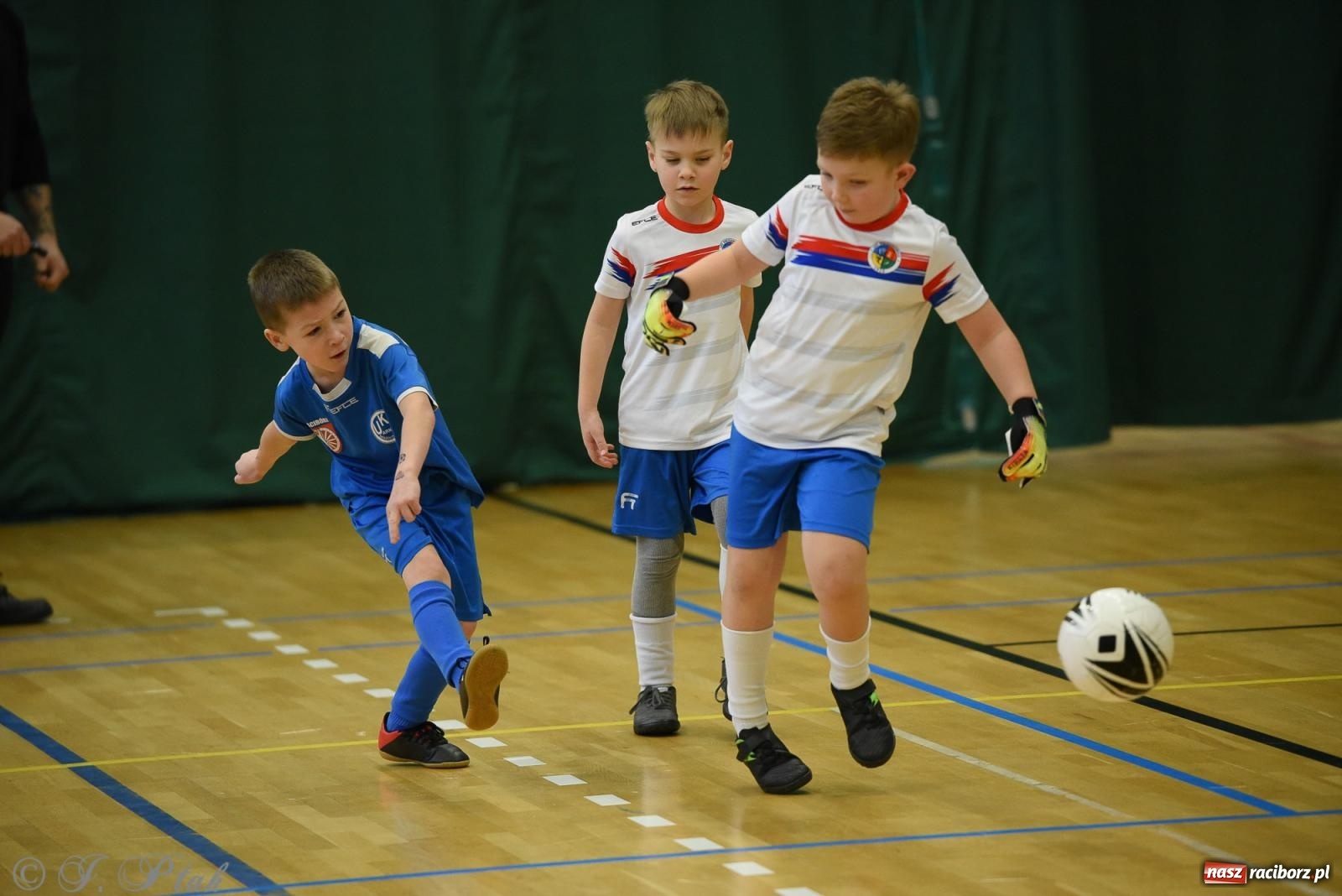 Zdjęcie w galerii na portalu naszraciborz.pl: Noworoczne granie rocznika 2018 [FOTO] wiadomości z regionu