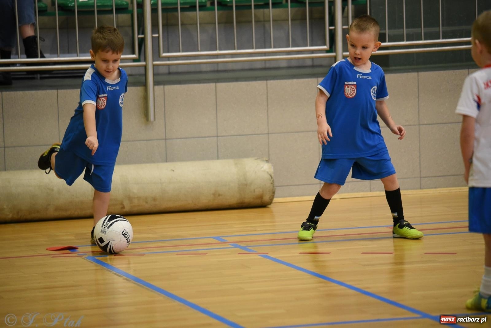 Zdjęcie w galerii na portalu naszraciborz.pl: Noworoczne granie rocznika 2018 [FOTO] wiadomości z regionu