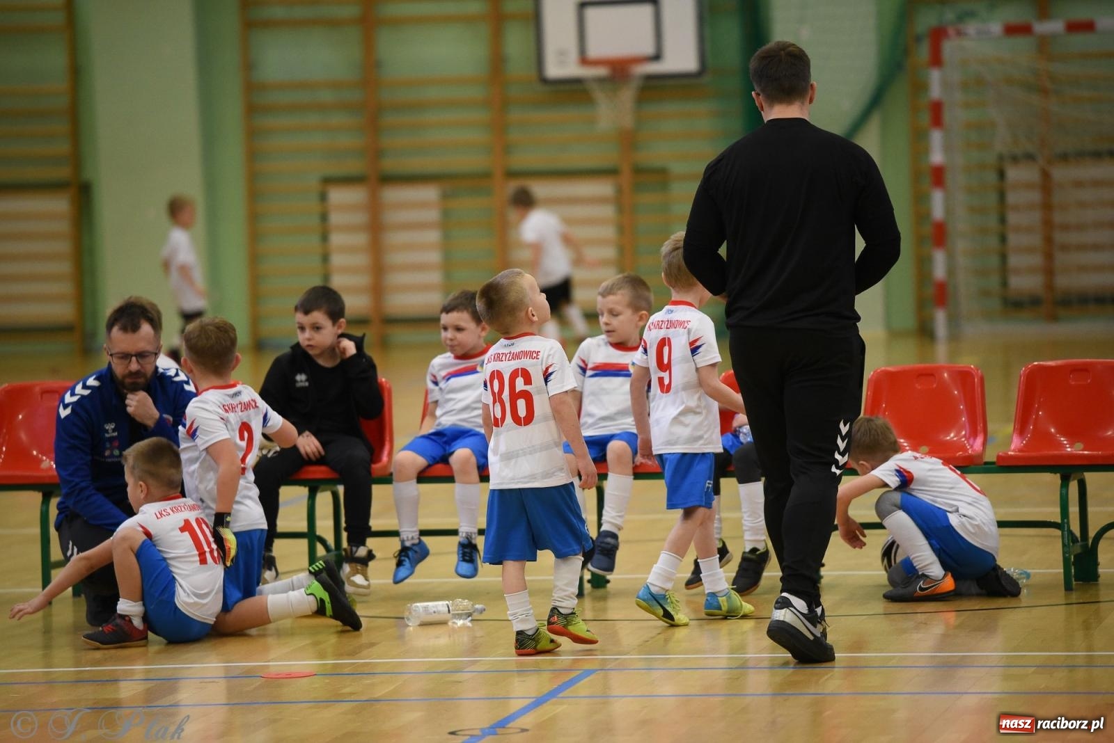 Zdjęcie w galerii na portalu naszraciborz.pl: Noworoczne granie rocznika 2018 [FOTO] wiadomości z regionu