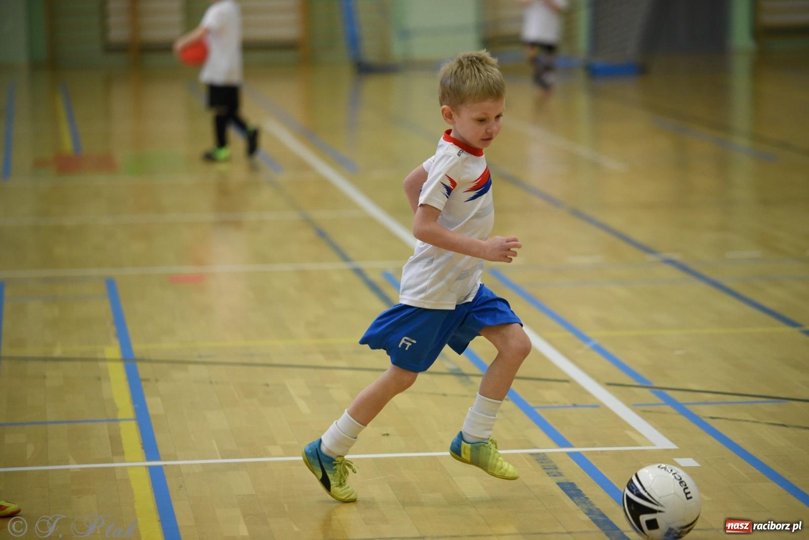Zdjęcie w galerii na portalu naszraciborz.pl: Noworoczne granie rocznika 2018 [FOTO] wiadomości z regionu
