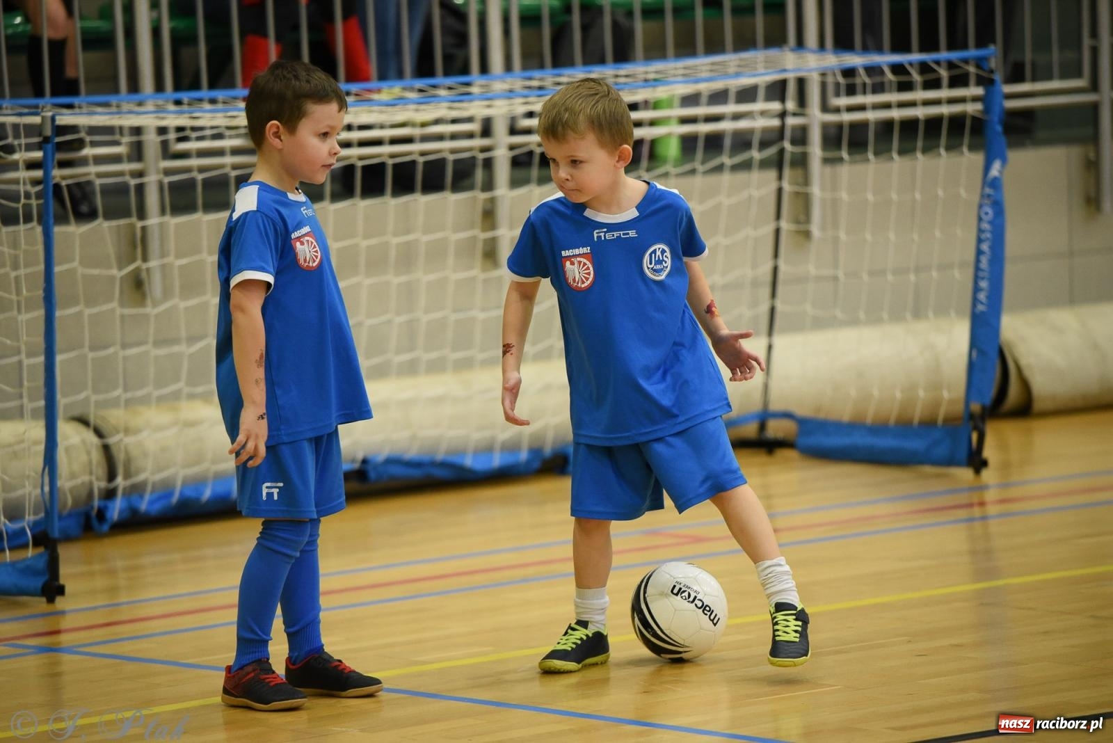 Zdjęcie w galerii na portalu naszraciborz.pl: Noworoczne granie rocznika 2018 [FOTO] wiadomości z regionu
