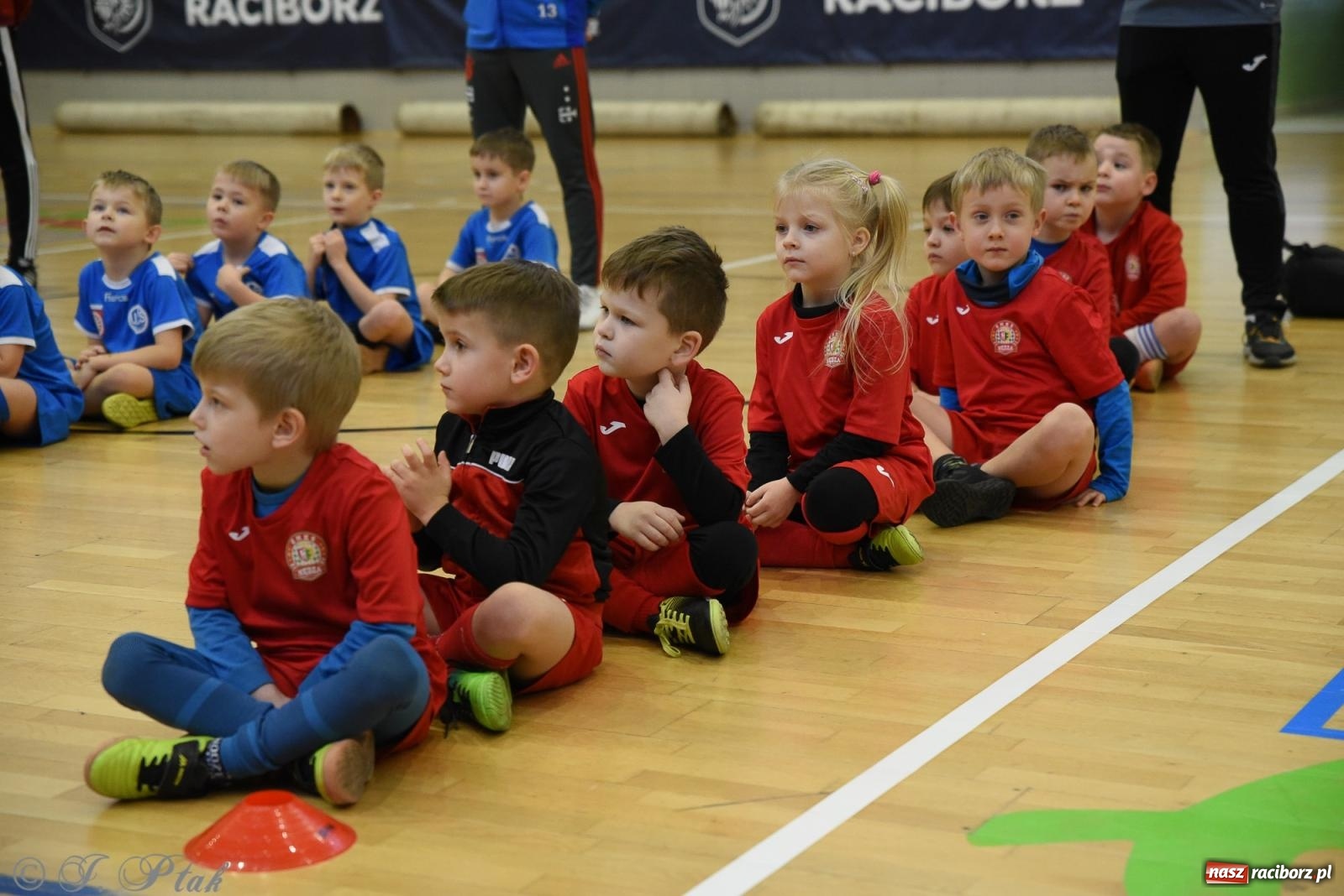 Zdjęcie w galerii na portalu naszraciborz.pl: Noworoczne granie rocznika 2018 [FOTO] wiadomości z regionu