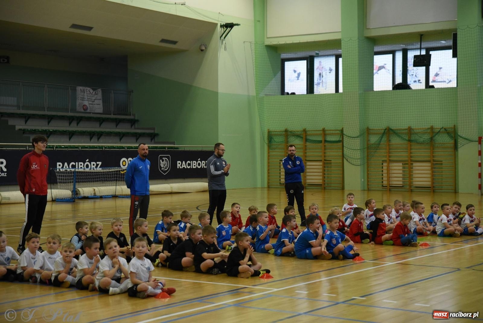 Zdjęcie w galerii na portalu naszraciborz.pl: Noworoczne granie rocznika 2018 [FOTO] wiadomości z regionu