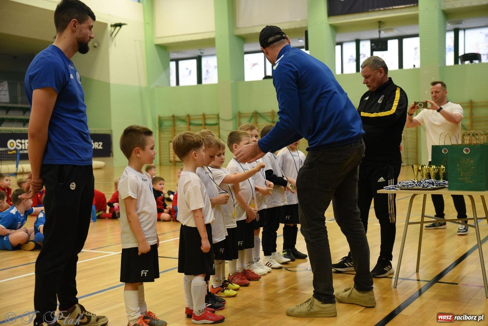 Zdjęcie w galerii na portalu naszraciborz.pl: Noworoczne granie rocznika 2018 [FOTO] wiadomości z regionu