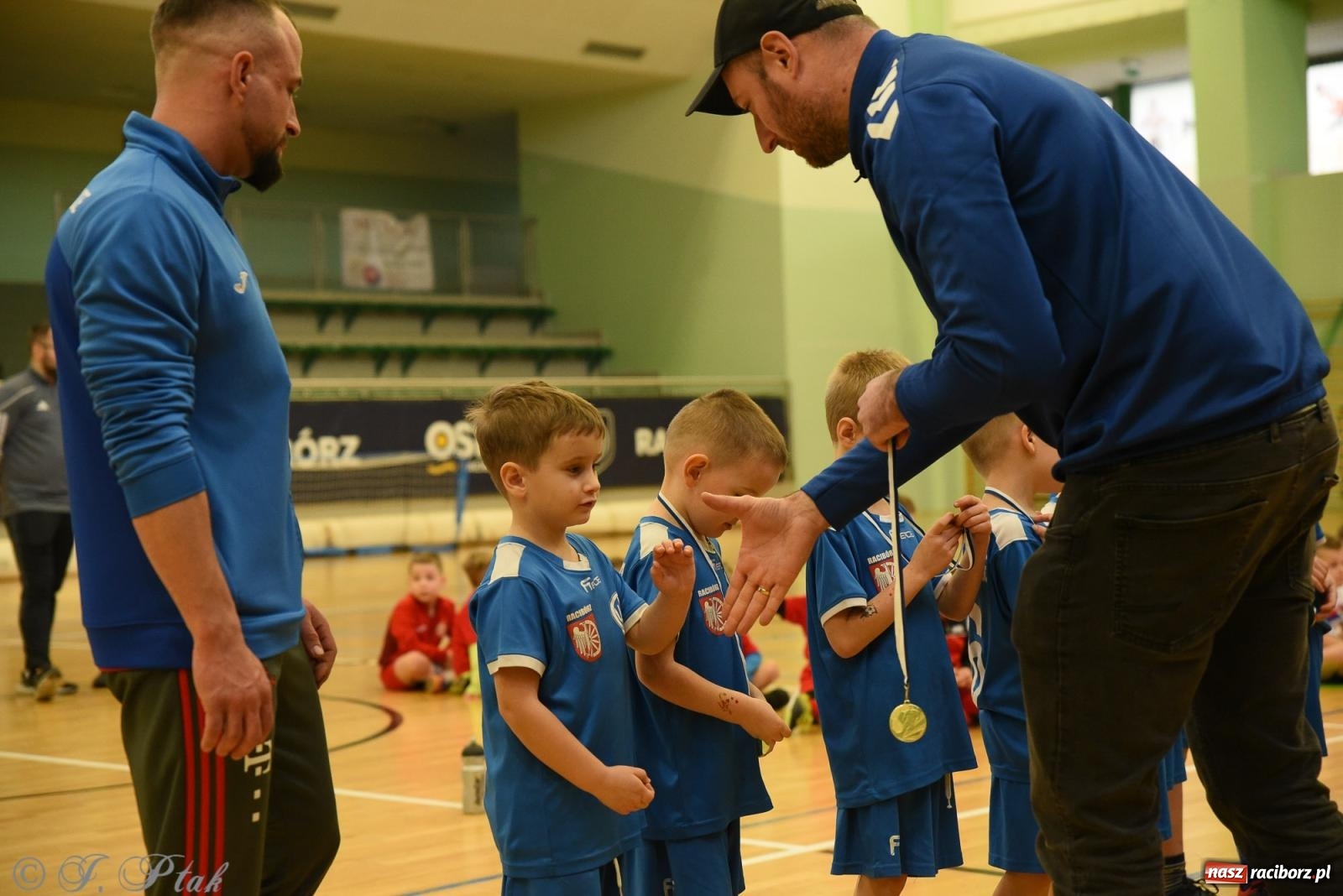 Zdjęcie w galerii na portalu naszraciborz.pl: Noworoczne granie rocznika 2018 [FOTO] wiadomości z regionu