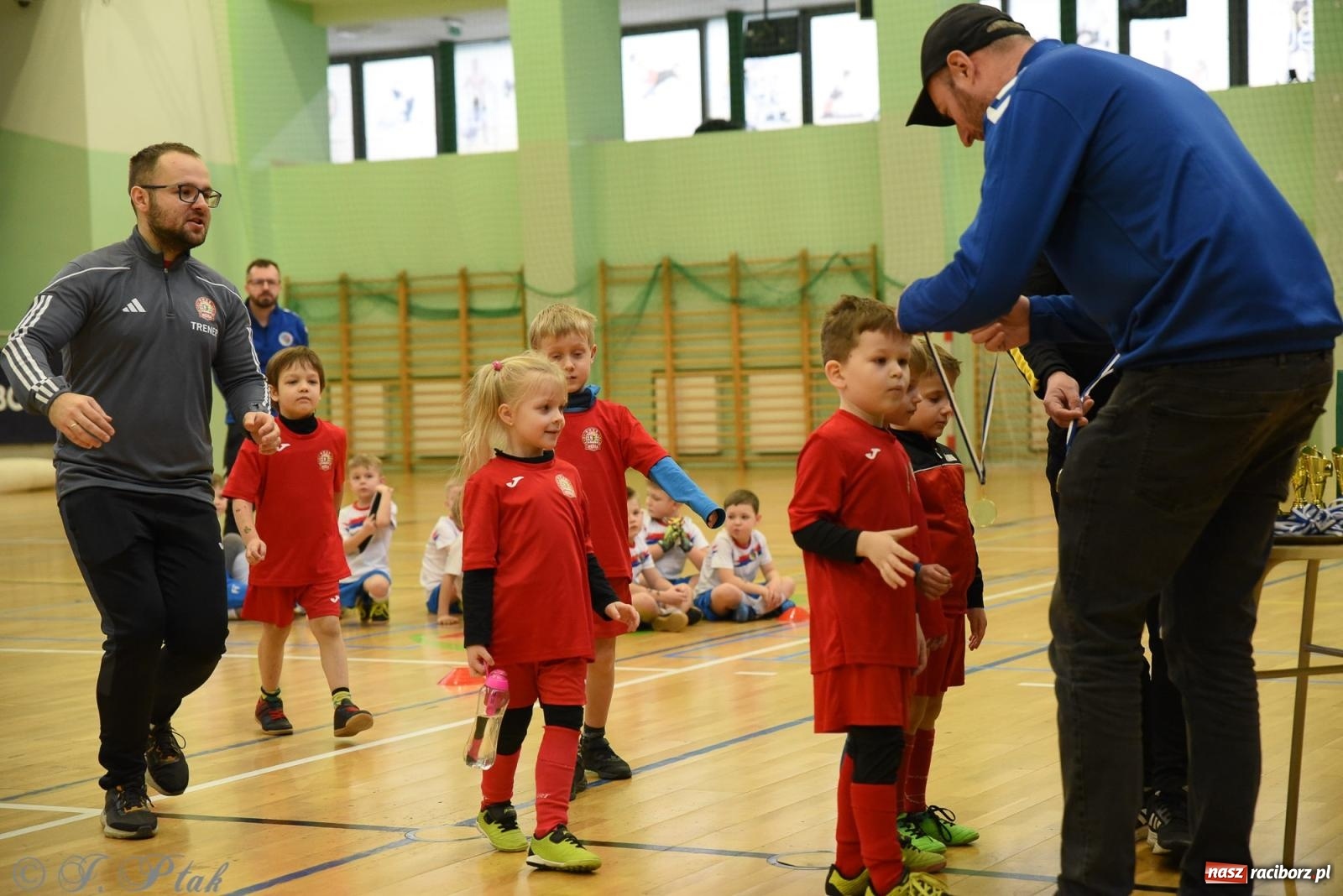 Zdjęcie w galerii na portalu naszraciborz.pl: Noworoczne granie rocznika 2018 [FOTO] wiadomości z regionu