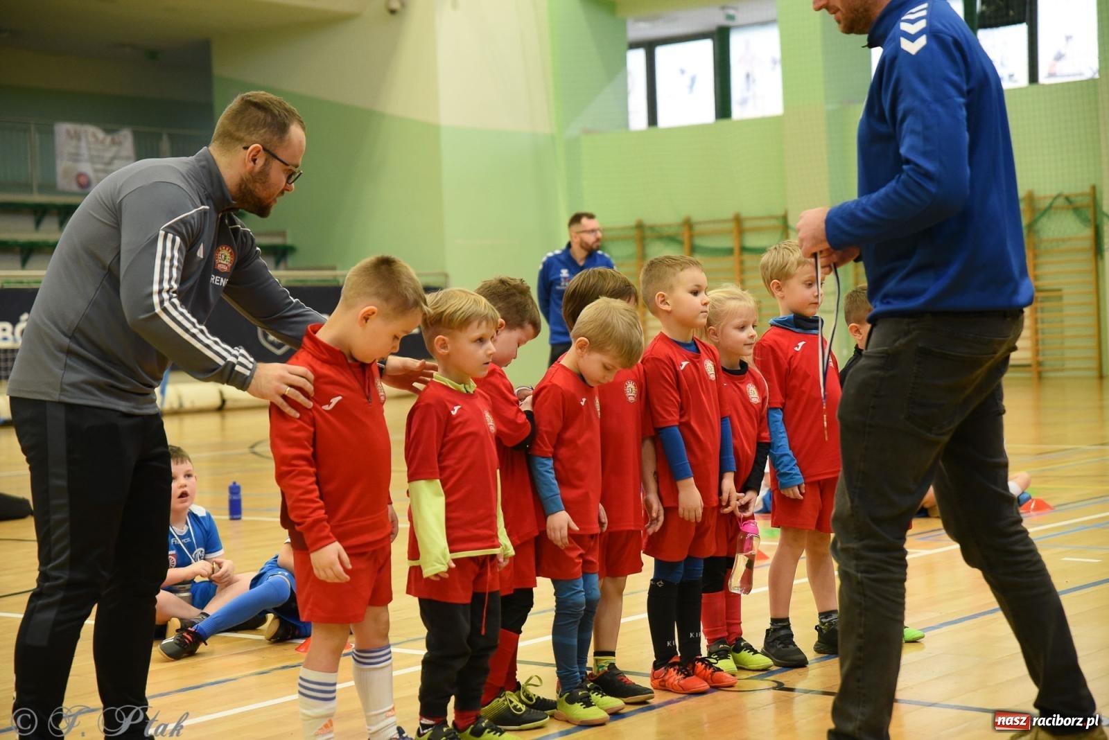 Zdjęcie w galerii na portalu naszraciborz.pl: Noworoczne granie rocznika 2018 [FOTO] wiadomości z regionu