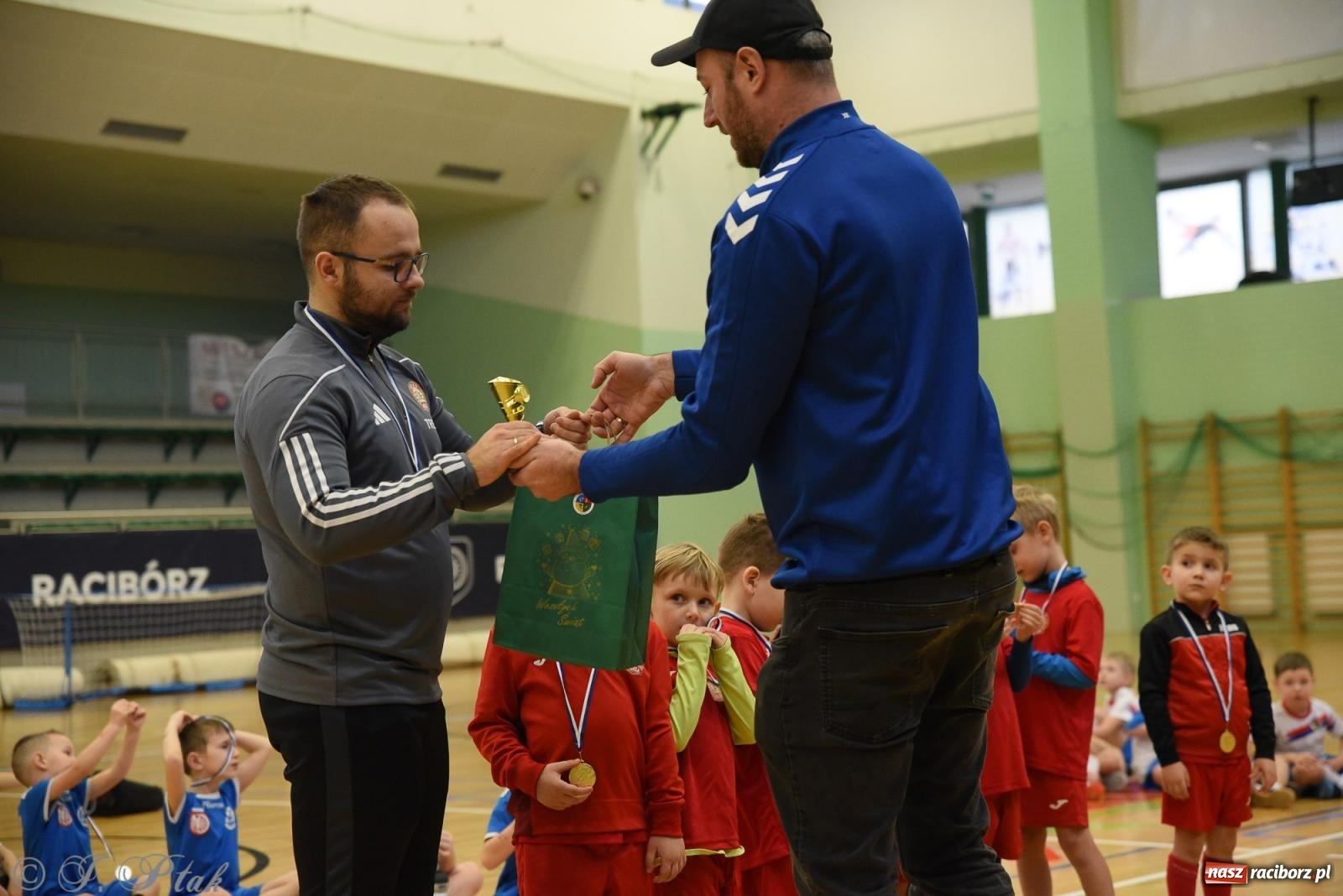 Zdjęcie w galerii na portalu naszraciborz.pl: Noworoczne granie rocznika 2018 [FOTO] wiadomości z regionu