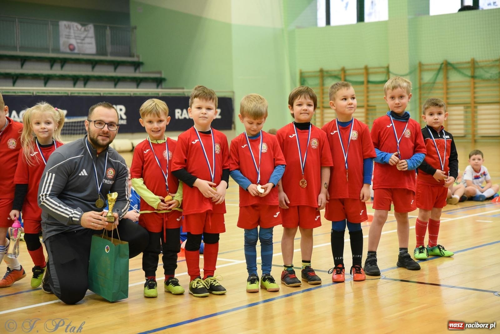 Zdjęcie w galerii na portalu naszraciborz.pl: Noworoczne granie rocznika 2018 [FOTO] wiadomości z regionu