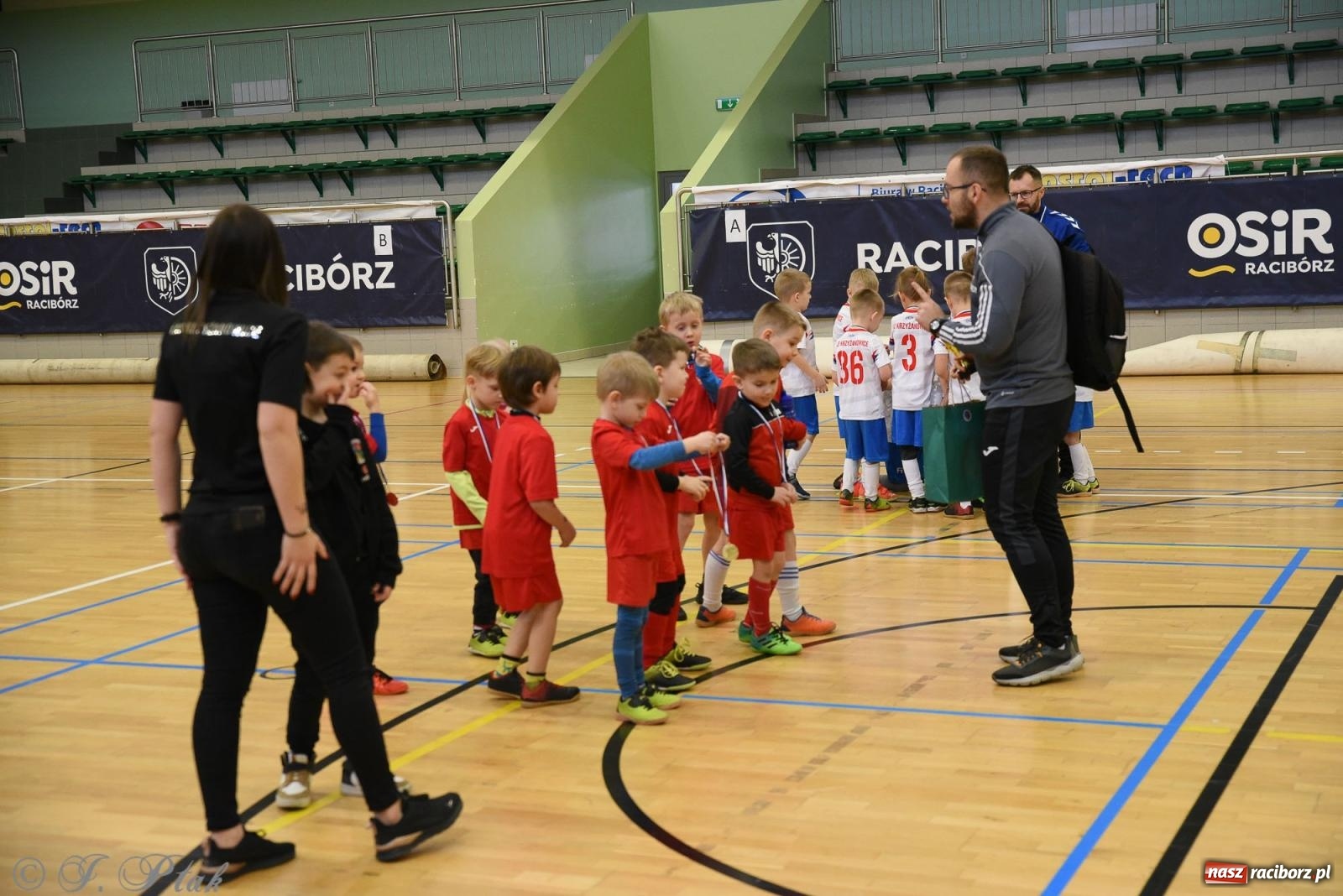 Zdjęcie w galerii na portalu naszraciborz.pl: Noworoczne granie rocznika 2018 [FOTO] wiadomości z regionu