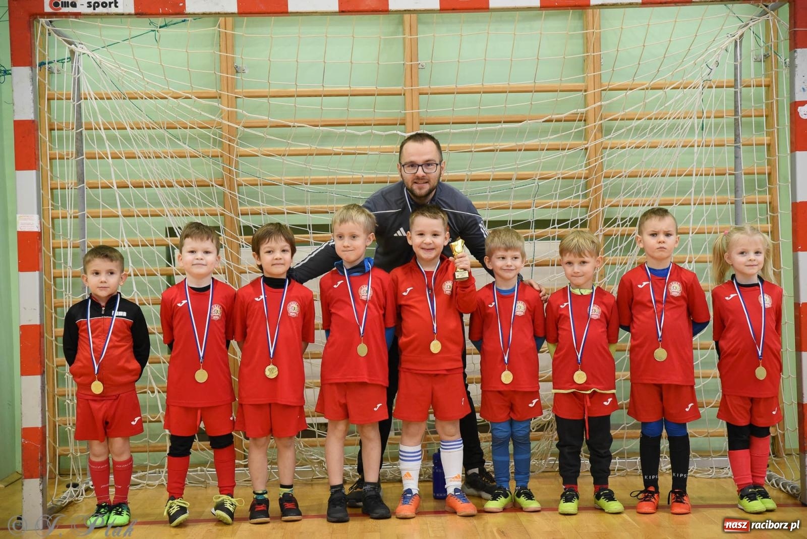 Zdjęcie w galerii na portalu naszraciborz.pl: Noworoczne granie rocznika 2018 [FOTO] wiadomości z regionu