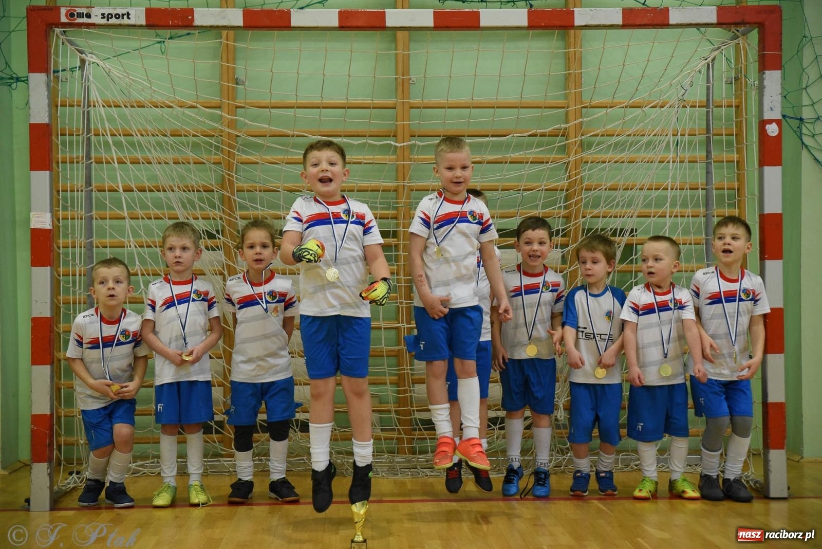 Zdjęcie w galerii na portalu naszraciborz.pl: Noworoczne granie rocznika 2018 [FOTO] wiadomości z regionu