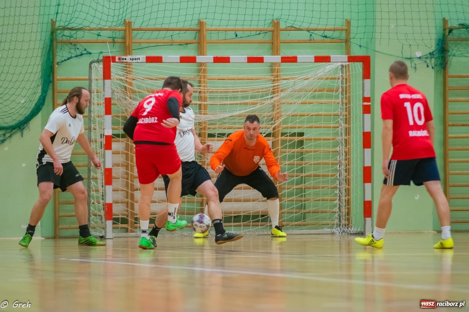 Zdjęcie w galerii na portalu naszraciborz.pl: HLPN. Sobota pełna wrażeń i goli [FOTO] wiadomości z regionu