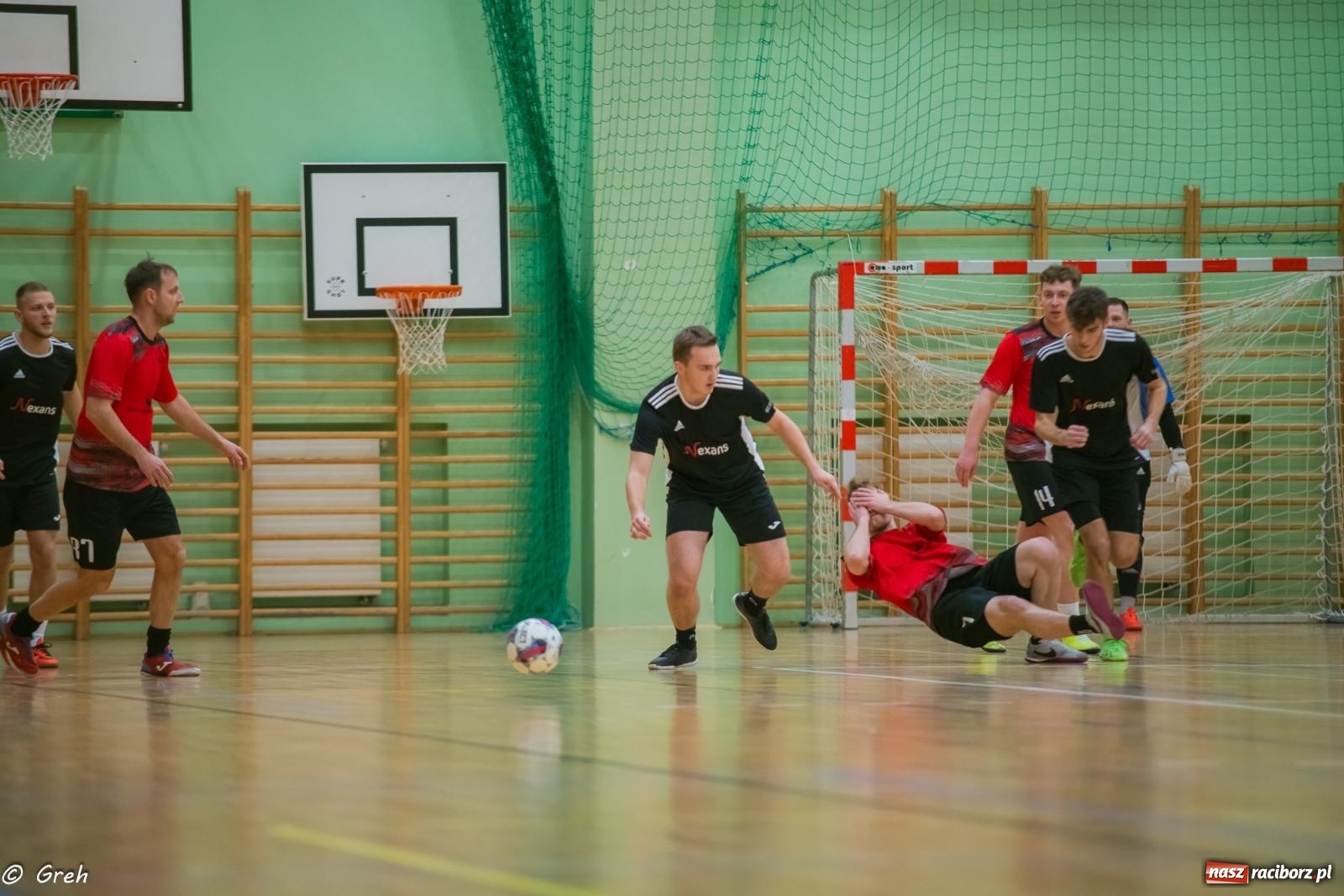 Zdjęcie w galerii na portalu naszraciborz.pl: HLPN. Sobota pełna wrażeń i goli [FOTO] wiadomości z regionu