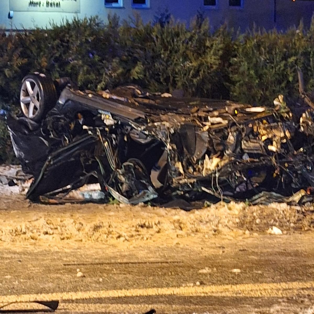 Zdjęcie w galerii na portalu naszraciborz.pl: Tragiczny bilans wypadku w Zawadzie. Zginęły trzy osoby wiadomości z regionu