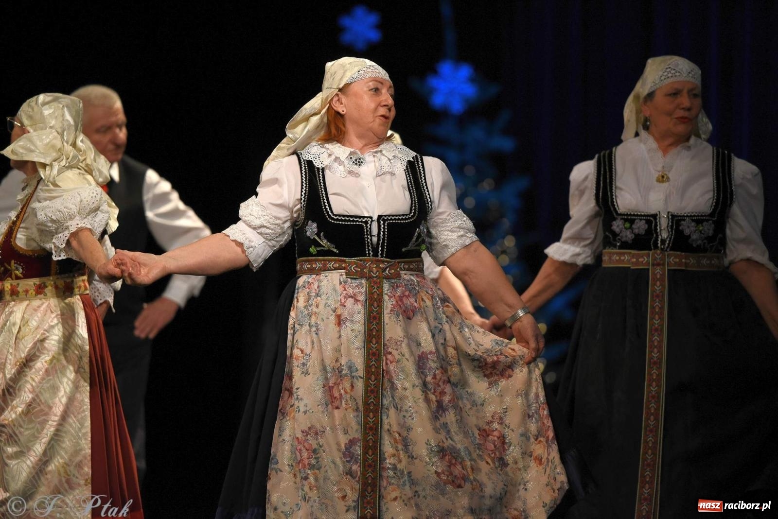 Zdjęcie w galerii na portalu naszraciborz.pl: Strzecha i Skaza na wspólnym koncercie w RCK wiadomości z regionu