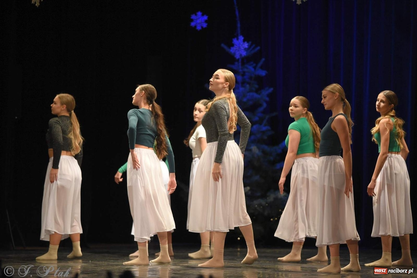 Zdjęcie w galerii na portalu naszraciborz.pl: Strzecha i Skaza na wspólnym koncercie w RCK wiadomości z regionu