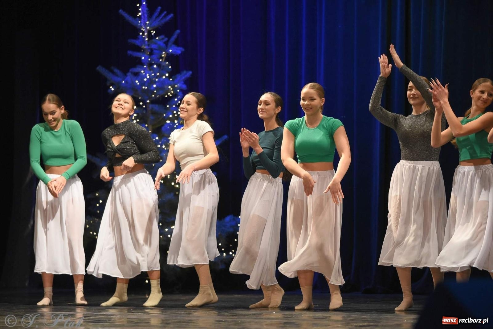 Zdjęcie w galerii na portalu naszraciborz.pl: Strzecha i Skaza na wspólnym koncercie w RCK wiadomości z regionu